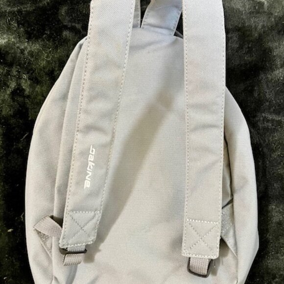 Dakine Cosmo 6.5L Mini Backpack in a fun gray and blue design !! - Picture 6 of 7